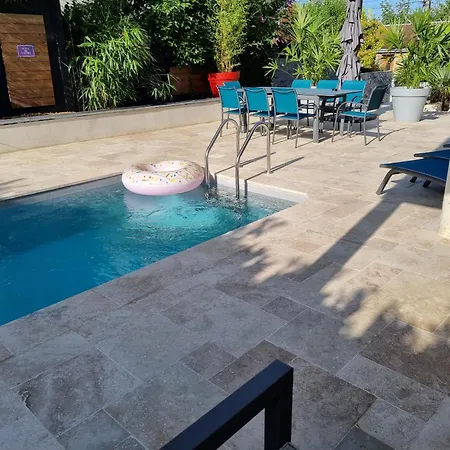L'aigle - Piscine -10 Pers - Reve Au Mans Le Mans